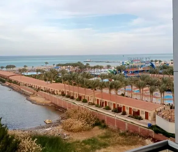 Panorama Sea View Next To Sunrise Alahya شقة